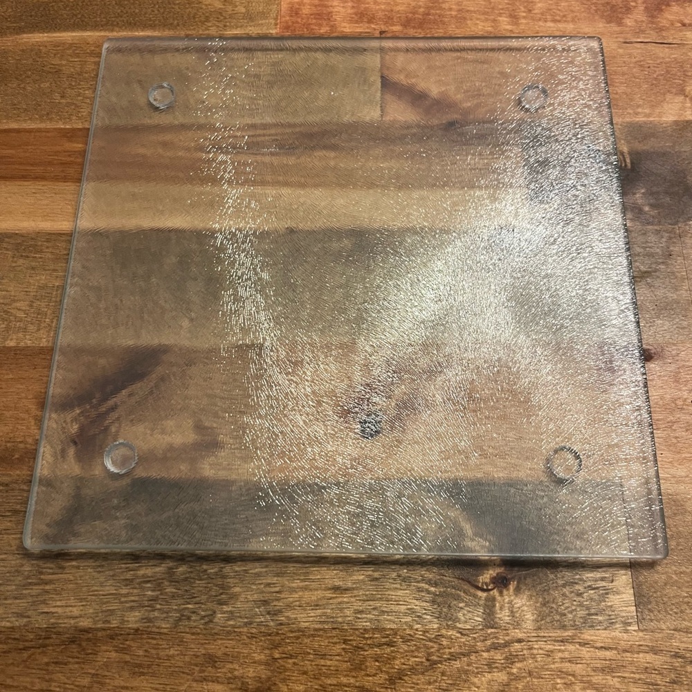 Textured Glass Square cutting board